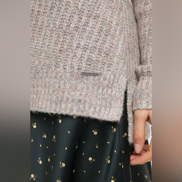 Abercrombie & Fitch V-Neck Knitted Sweater in Rib - Pink/Grey Marl - M - Picture 4 of 16